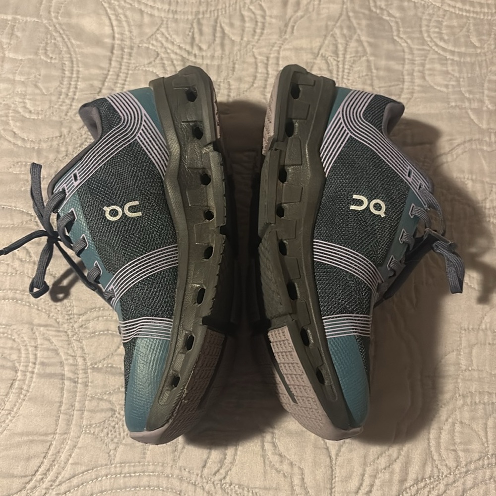 Women’s On Cloudgo Shoes - Picture 4 of 6